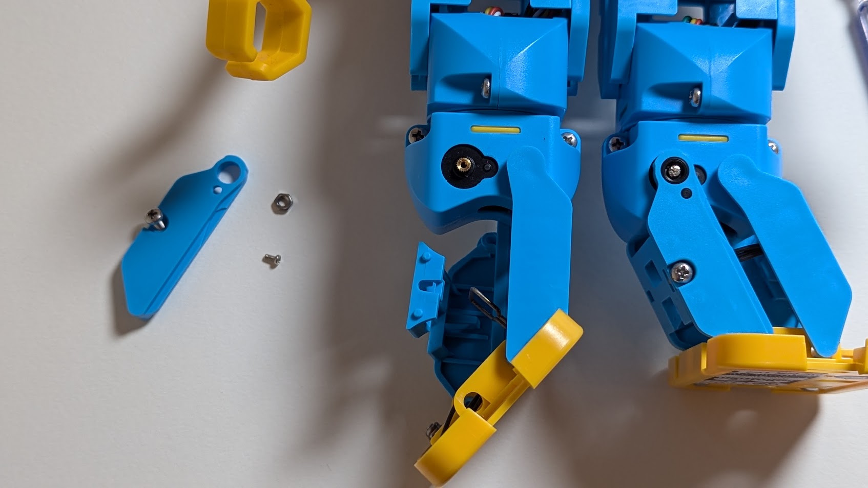 Martylegservohornremoved